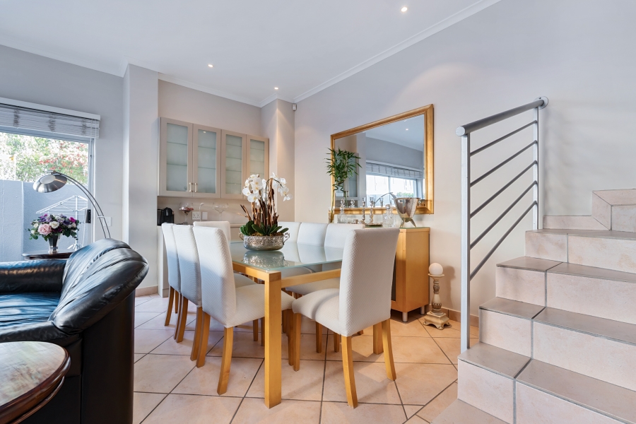 4 Bedroom Property for Sale in Bantry Bay Western Cape